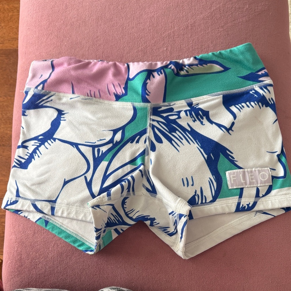 FLEO Bootie/Crossfit/Fitness Shorts- Blue, White, and Pink Floral
